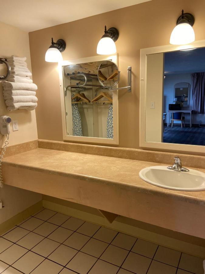Buccaneer Inn Ostrov St. George Exteriér fotografie